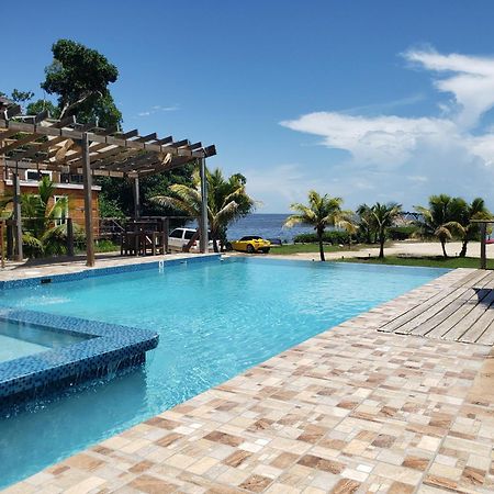 Seaside Chateau Resort Belize City Esterno foto